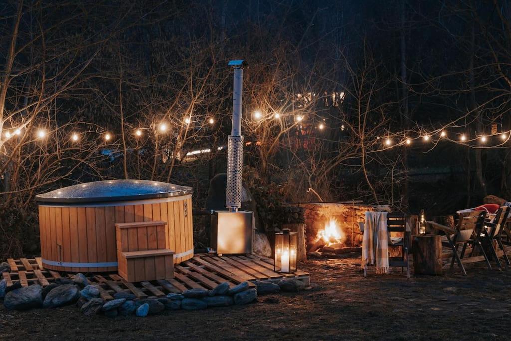 Biniste -Tiny House By The River Dejani Экстерьер фото
